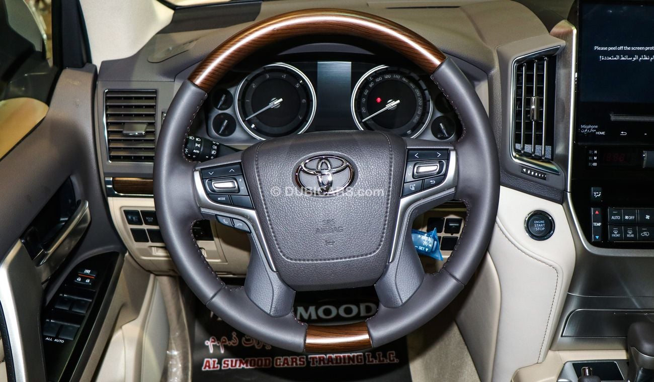 Toyota Land Cruiser VXR V8