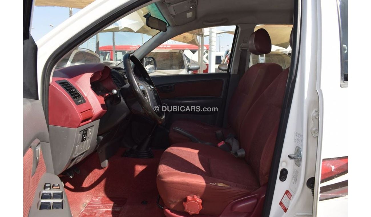 Toyota Hilux 2014 GCC without paint without accidents