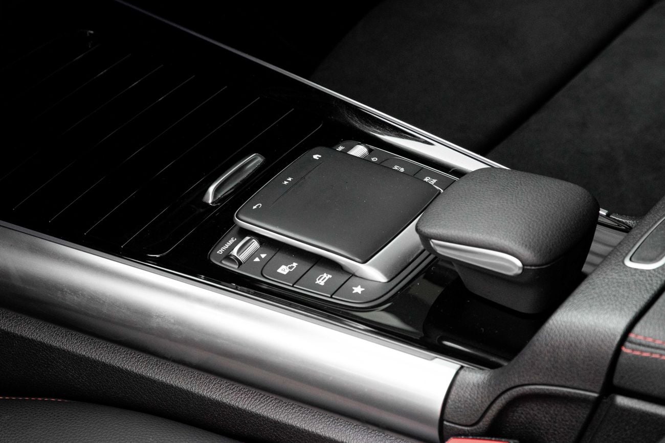 مرسيدس بنز EQA 350 EQA 350 AMG | 2,155 P.M | 0% Downpayment | WARRANTY & SERVICE!