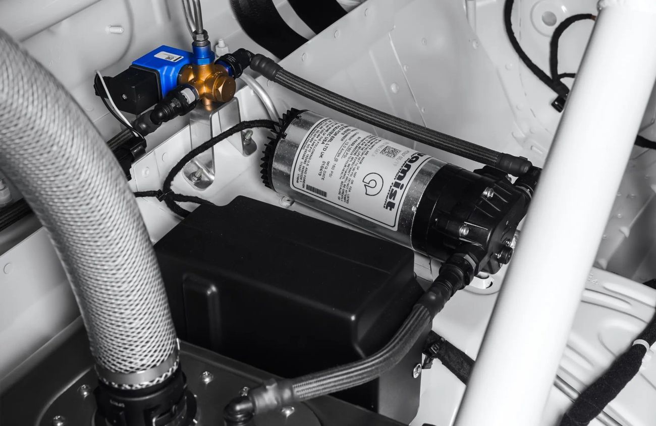 Porsche 911 3.8L F-6 Twin-Turbocharged Engine