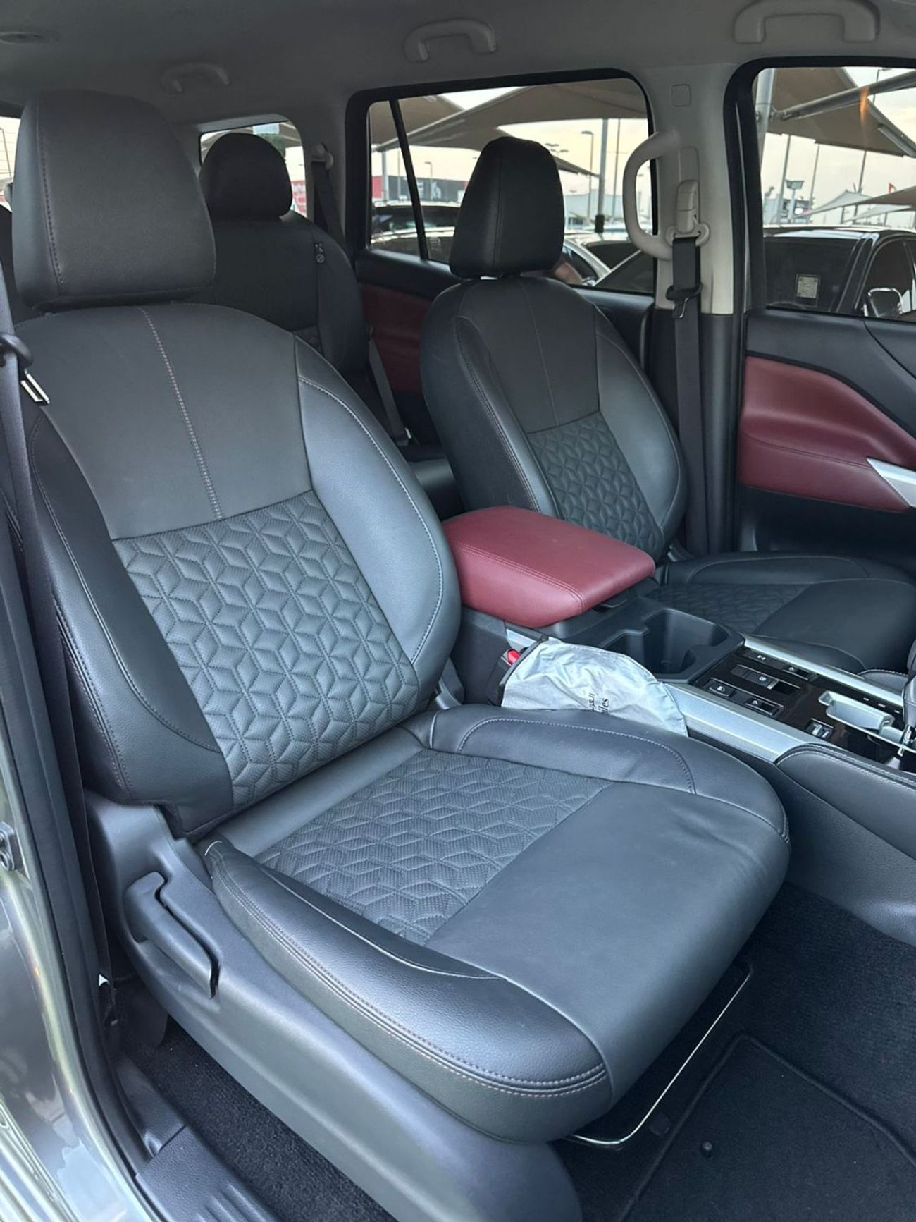 Nissan XTerra NISSAN X-TERRA 2025 PLATINUM FULL OPTION ORIGINAL PAINT UNDER WARRANTY PERFECT CONDITION