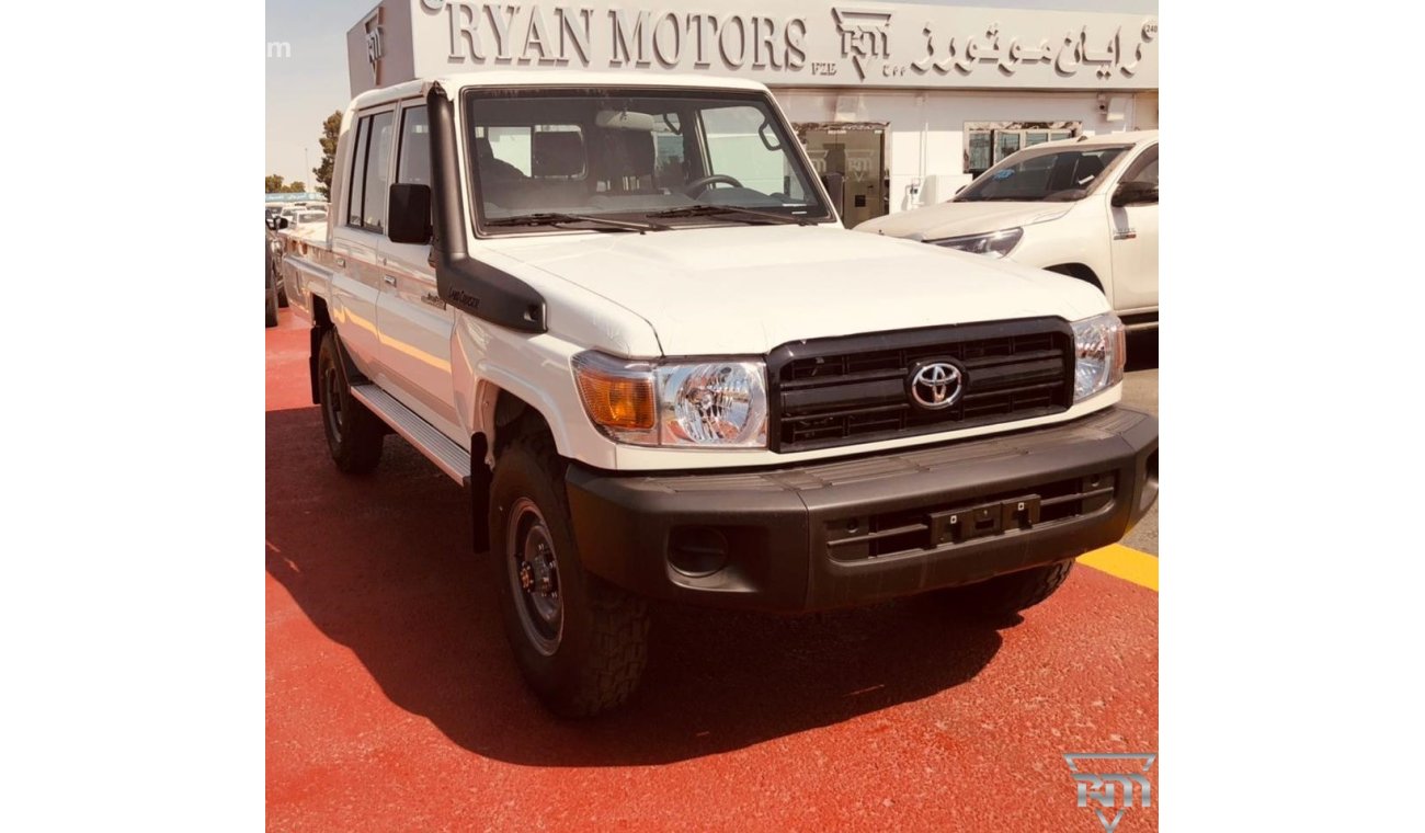 تويوتا لاند كروزر بيك آب LAND CRUISER PICKUP DOUBLE CABIN، 4.2 L، V 6، 7 SERIES، DIESEL، DIFF LOCK، مقاعد جلدية