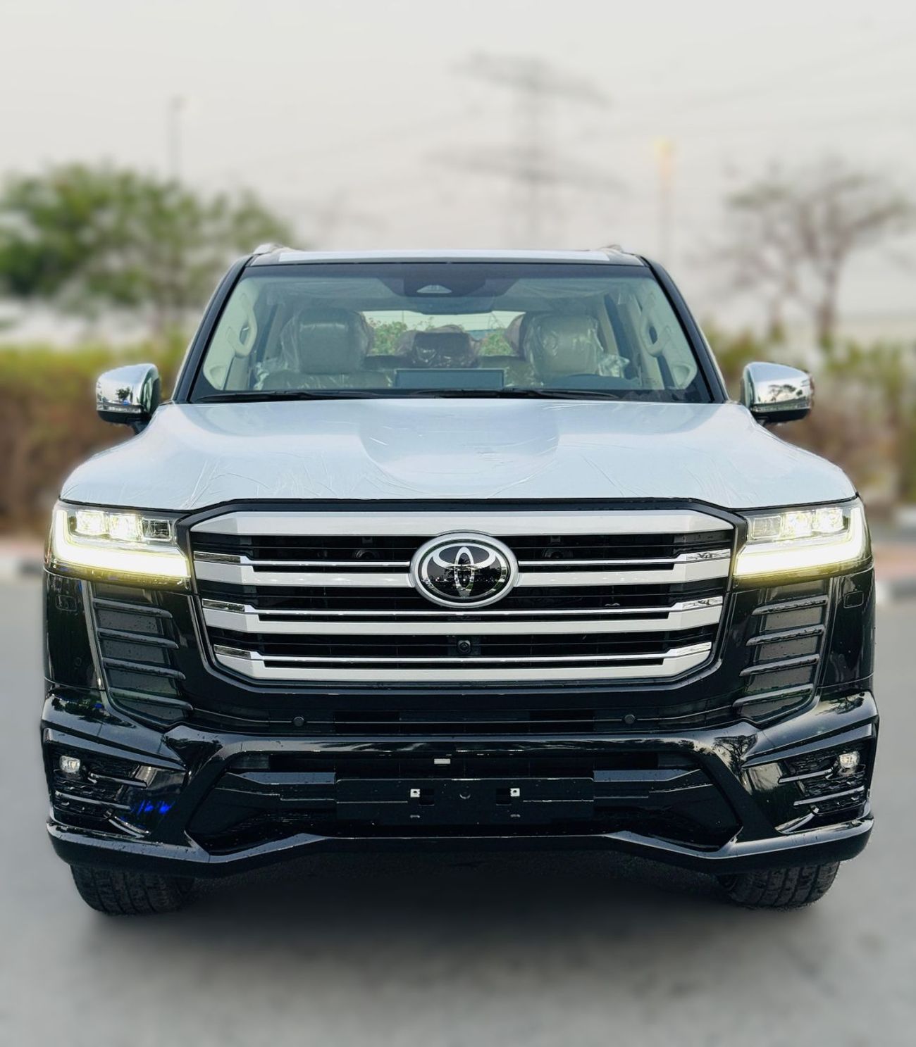 Toyota Land Cruiser VXR 4.0L With Rader JBL  Full Option SUV (Ready Stock)