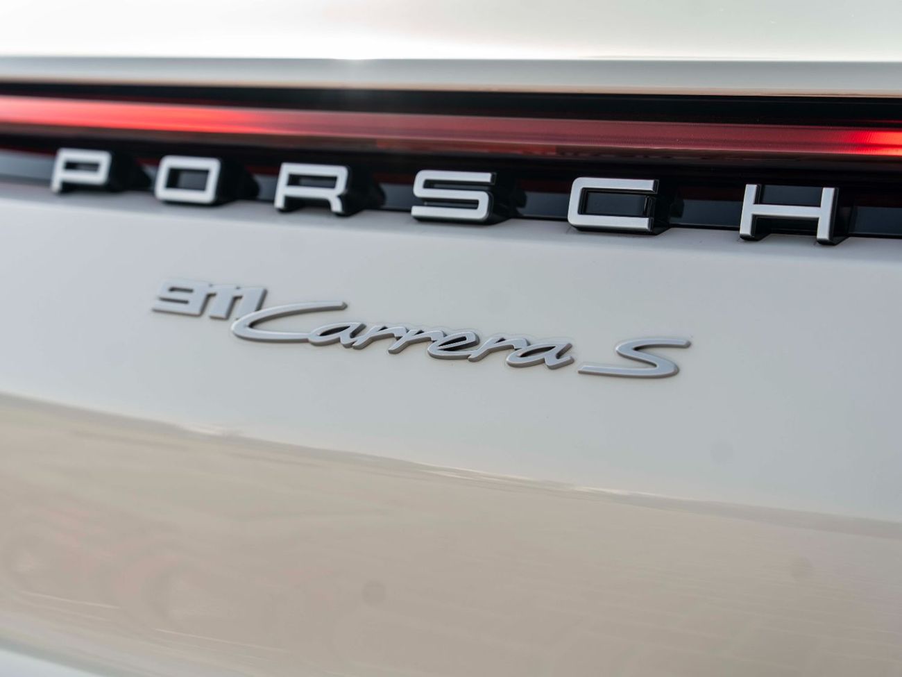 Porsche 911 Carrera S 3.0L (445 HP) Coupe