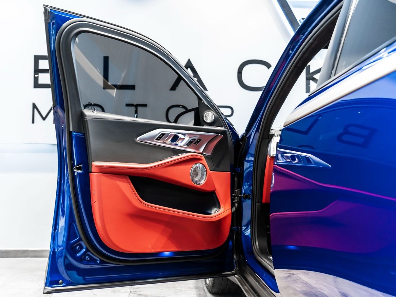 بي أم دبليو XM 2023 BMW XM, Warranty Until April 2025, Service Contract Until April 2027, Low KM, GCC