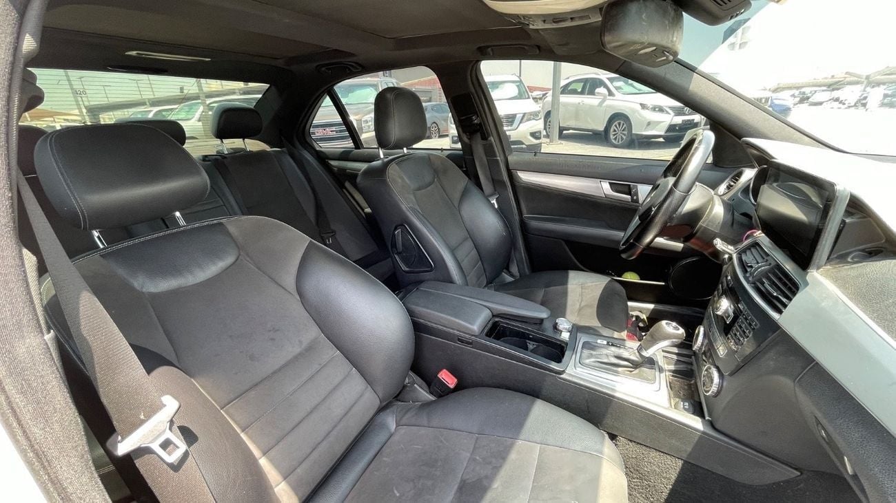 مرسيدس بنز C 200 AMG GCC, Full Option