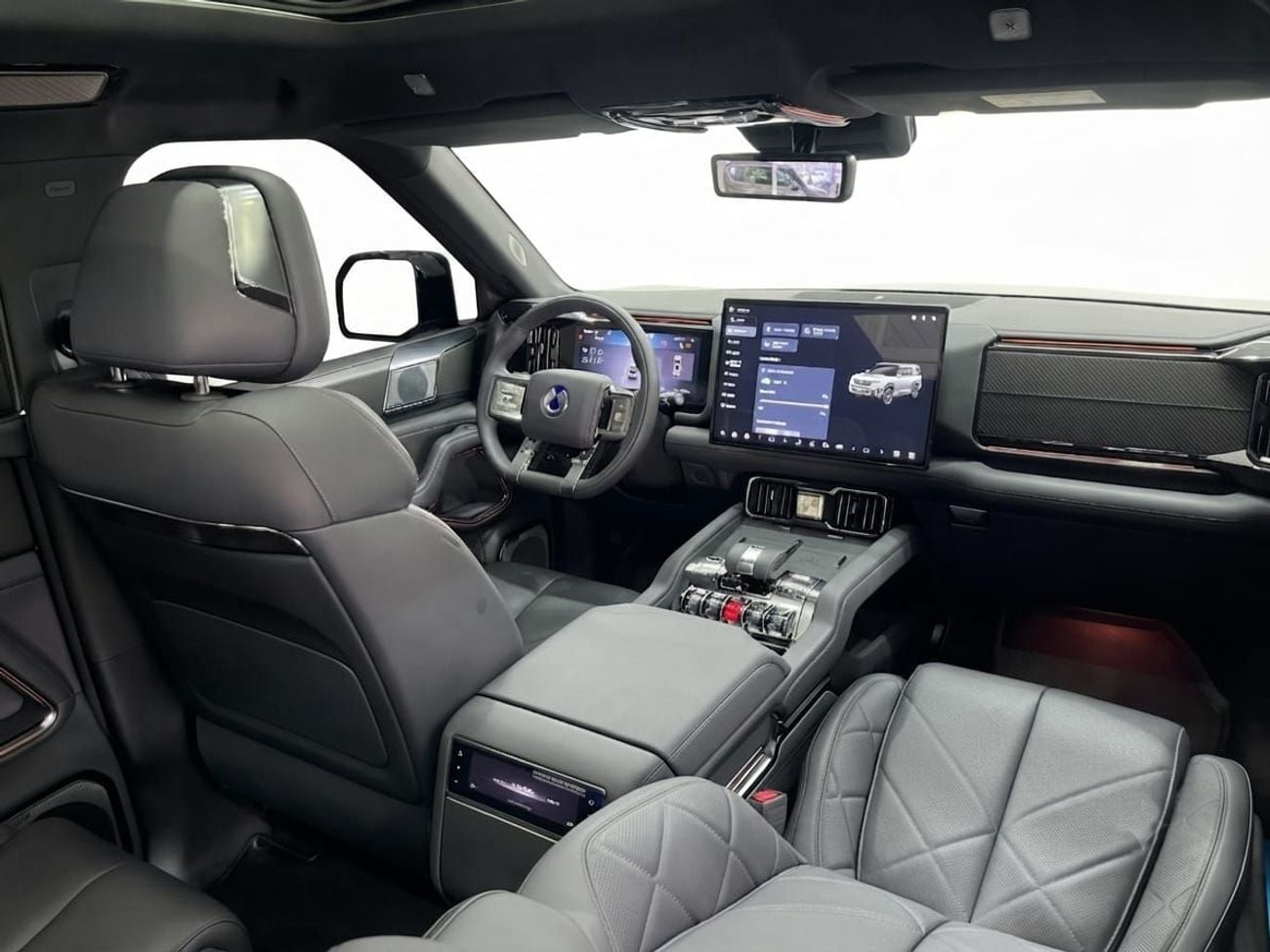 Denza B8 FLAGSHIP PHEV .SUV/CROSSOVER-Four Wheel Drive 7 Seats al- futtaim ▾