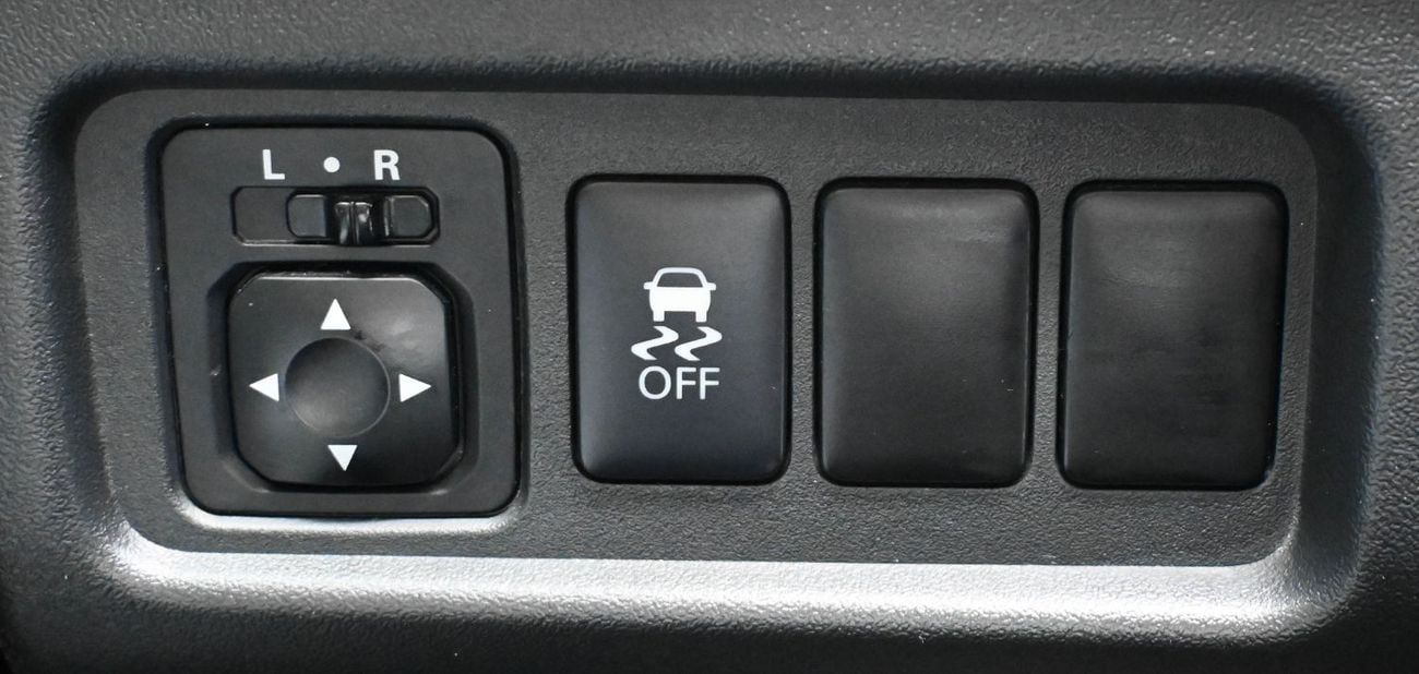 ميتسوبيشي اتراج ميتسوبيشى أتراج -2022 - خليجى- بدون حوادث - بمحرك 1.2L- ممشى قليل - بحاله ممتازه