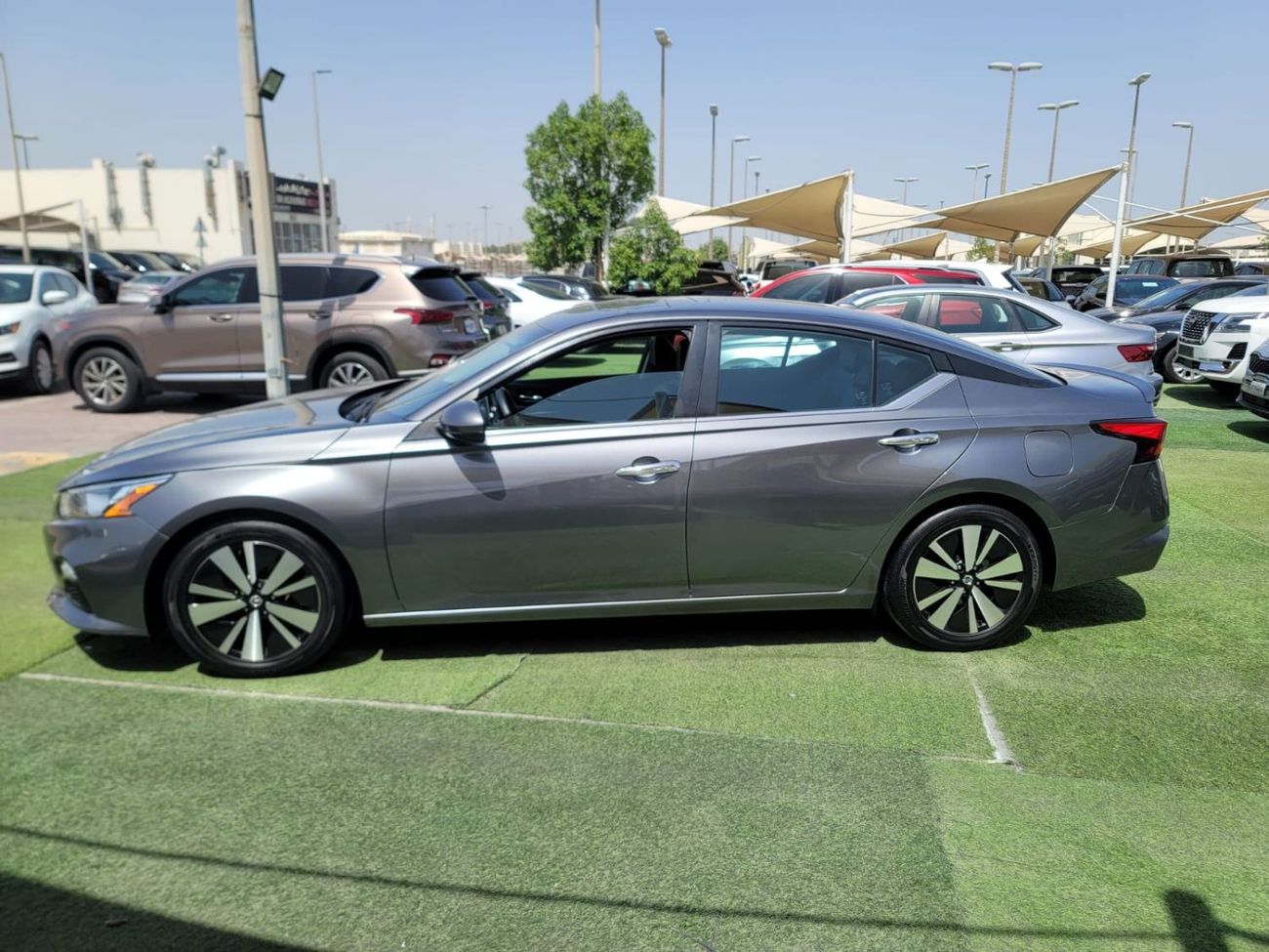 Nissan Altima 2020 Nissan Altima, Full option SV