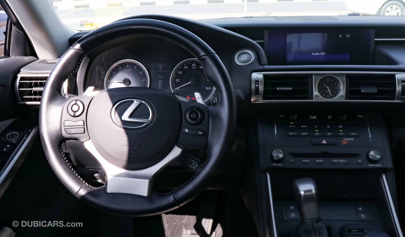 Lexus IS300 One year free comprehensive warranty in all brands.