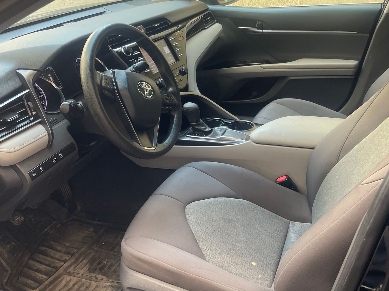 Toyota Camry LE 2.5L