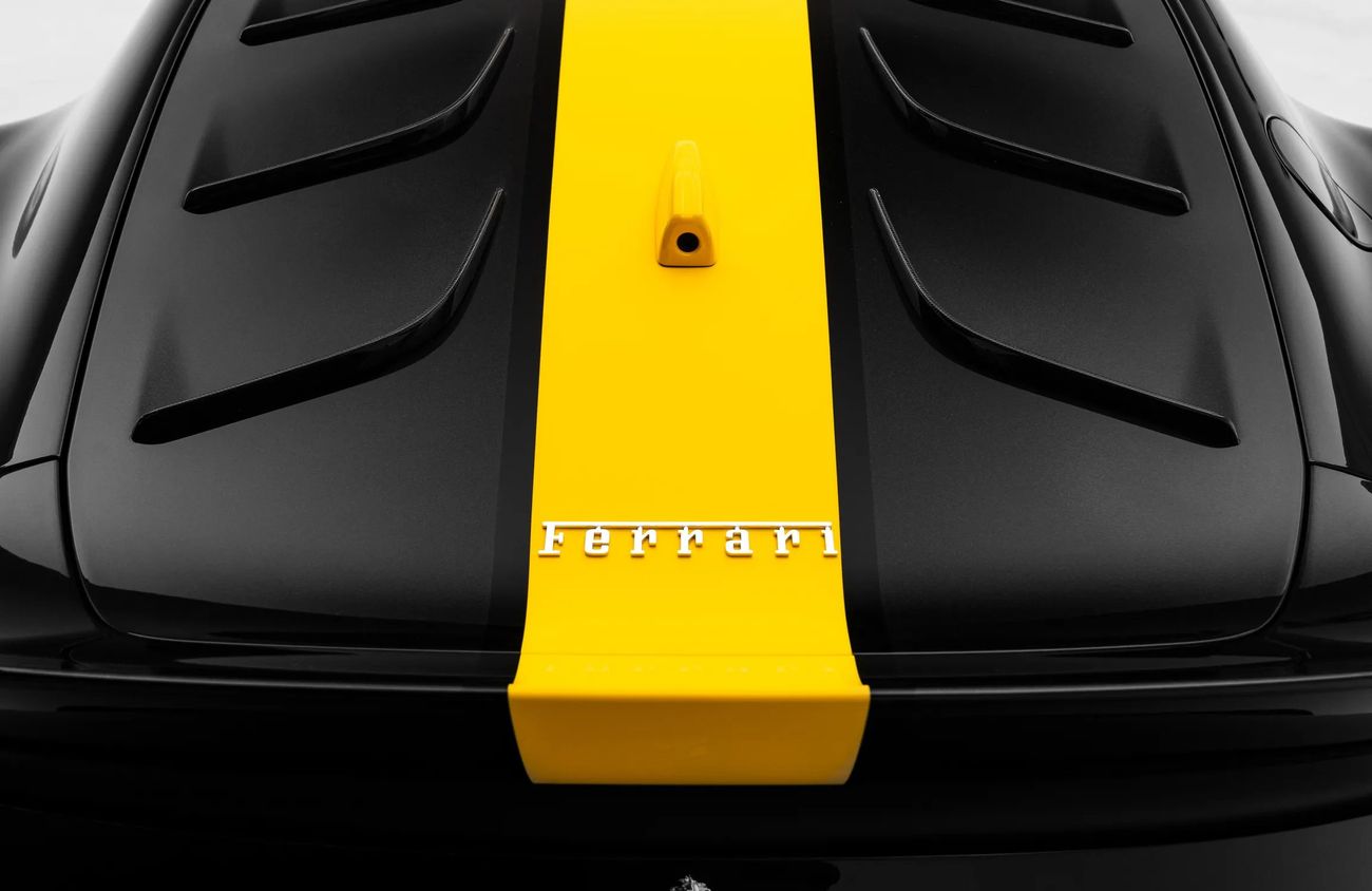 فيراري 812 كومبيتيزون 6.5L V12 Naturally Aspirated Engine