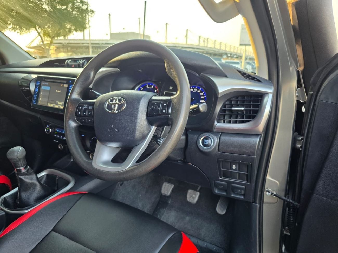 Toyota Hilux GLX 2016 | 2.8L DIESEL ENGINE | MANUAL TRANSMISSION | RHD | SMART CAB | DIGITAL AC | AIR SNORKEL | PUSH