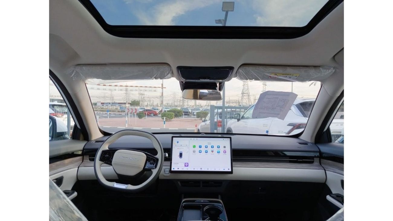 Jetour Dashing 1.6L Turbo Full option FWD SUV White color ( for local registration +10%)