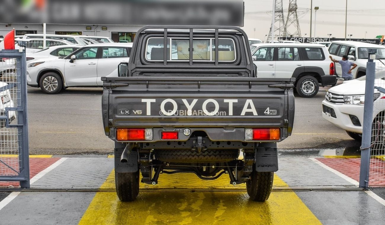 Toyota Land Cruiser Pick Up