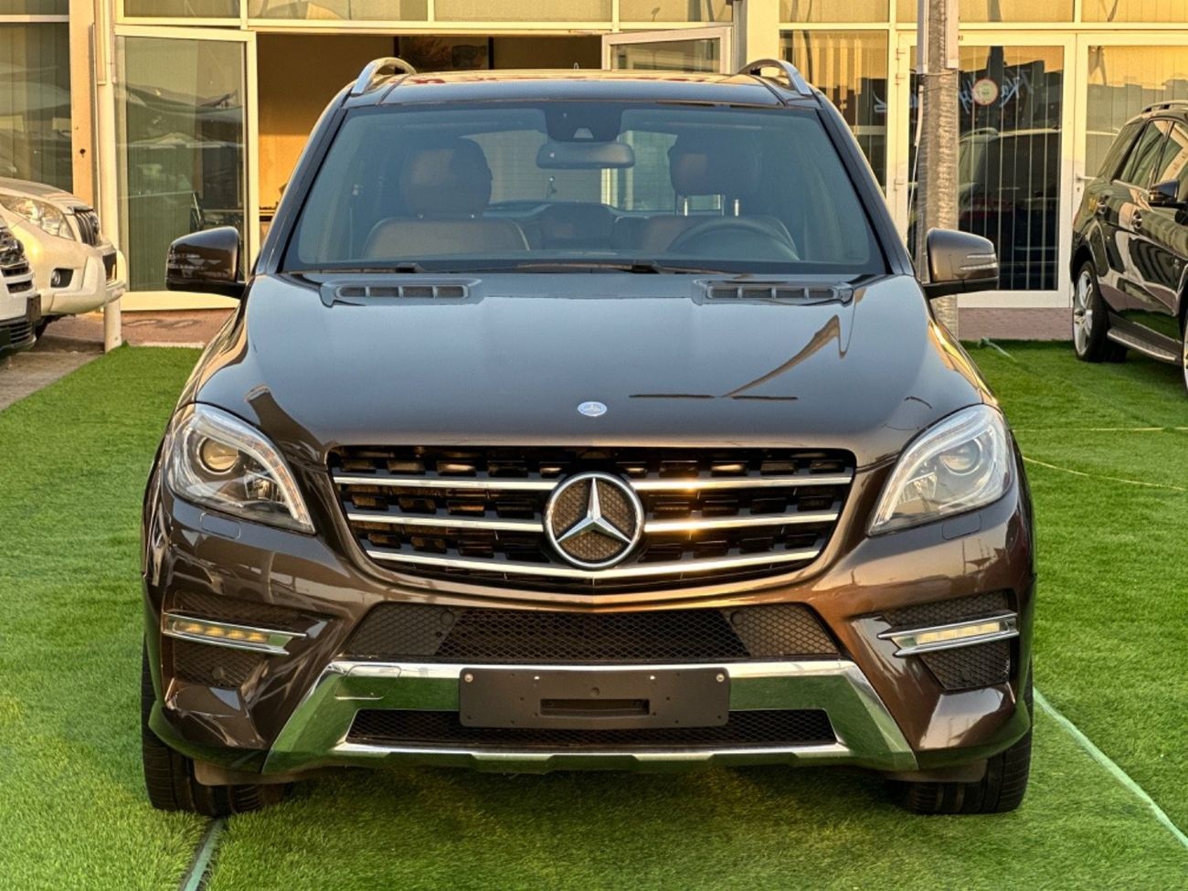 Mercedes-Benz ML 350 AMG MERCEDES BENZ ML350 MODEL 2013 GCC CAR PERFECT CONDITION INSIDE AND OUTSIDE FULL OPTION PANORAMI