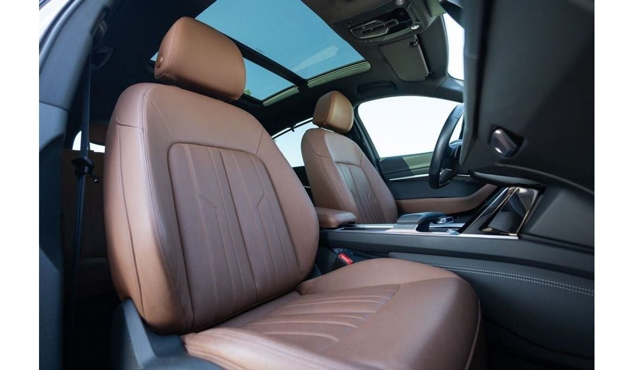 Audi etron 95 kWh Quattro Audi E-Tron 55Quattro S-line Sportback 2020 GCC under Agency Warranty with Flexible D