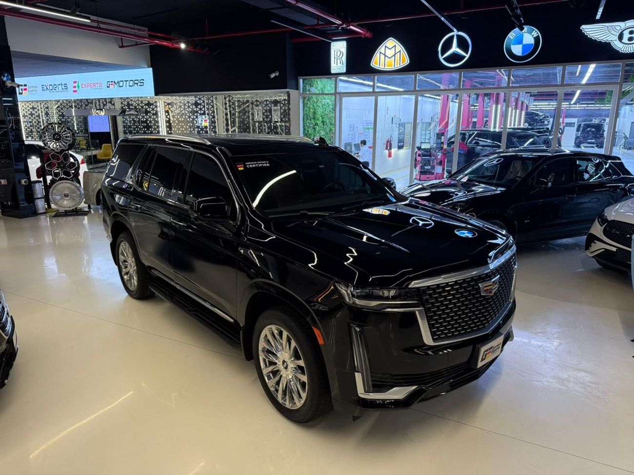 Cadillac Escalade Premium Luxury 6.2L 4WD 2024 Escalade Premium Luxury - Perfect Condition - No accident No paint/ 1st