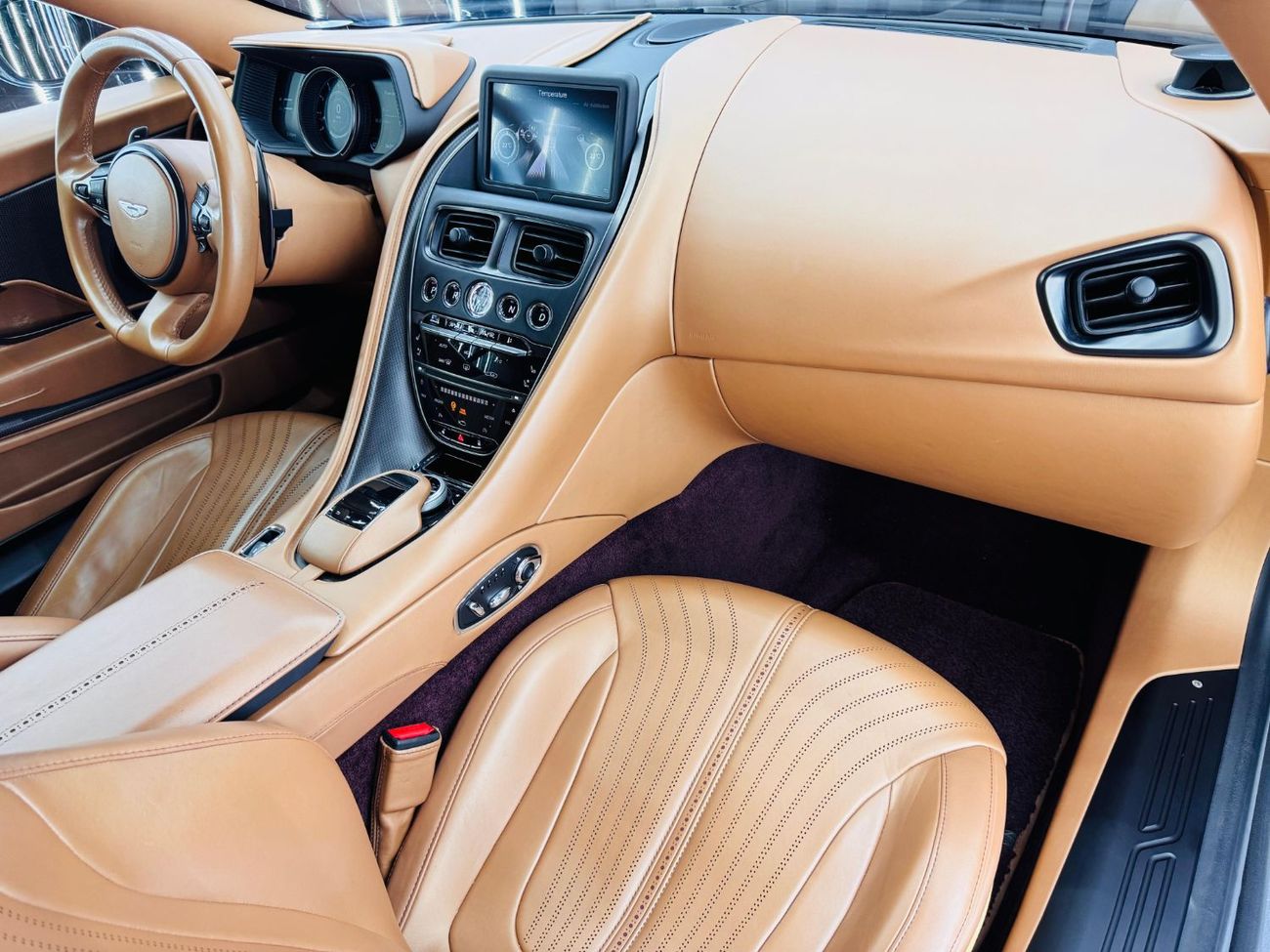 Aston Martin DB11 AMR 5.2L 2018 Aston Martin DB11 AMR V12 With full Aston Martin Service History