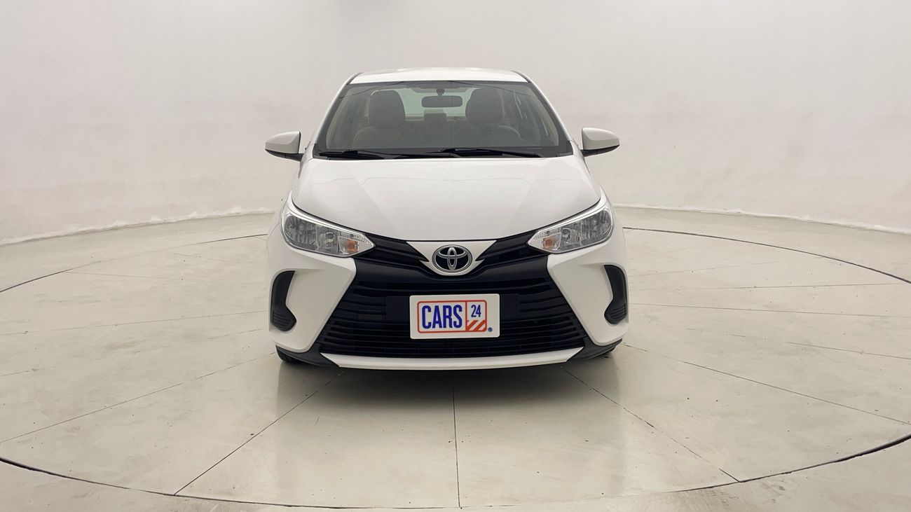 تويوتا يارس E 1.5 | بدون دفعة مقدمة | اختبار القيادة في المنزل