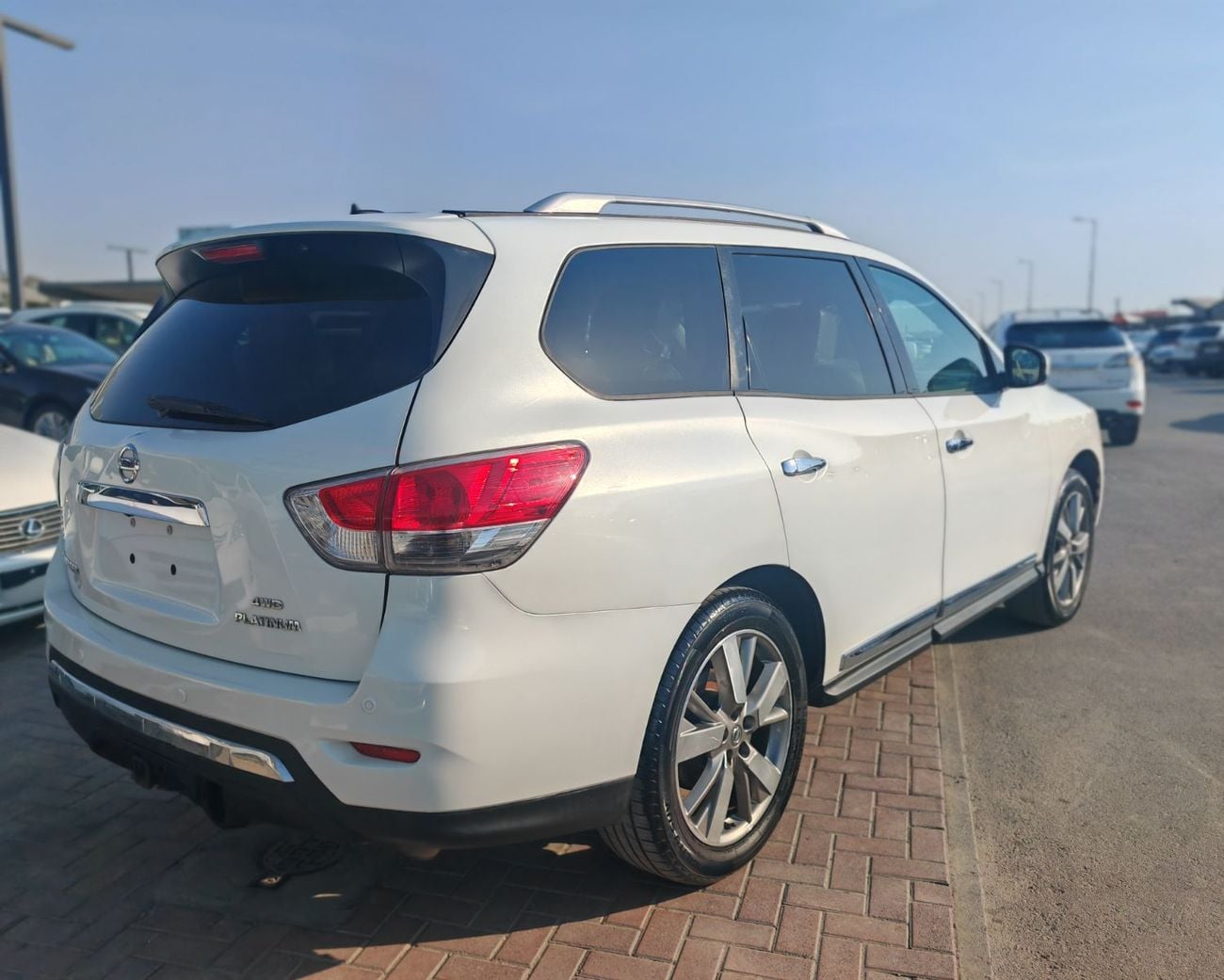 نيسان باثفايندر CLASSIC XE