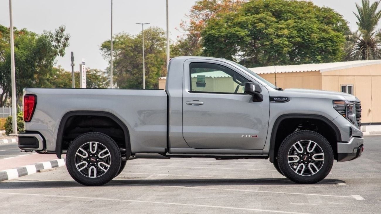 GMC Sierra Regular Cab 2-Doors AT4 5.3 V8.3 Years Warranty&Service. For Local Registration +5%