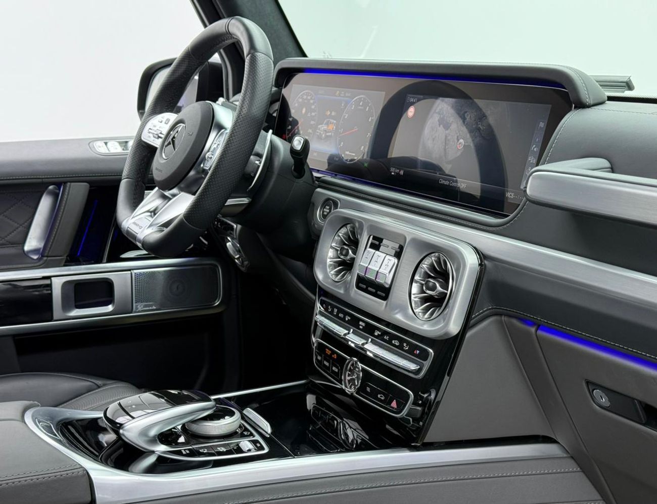 Mercedes-Benz G 63 AMG 2023 Mercedes-Benz G63 AMG Double Night Package, 1 Year Warranty, Mercedes Full Service History