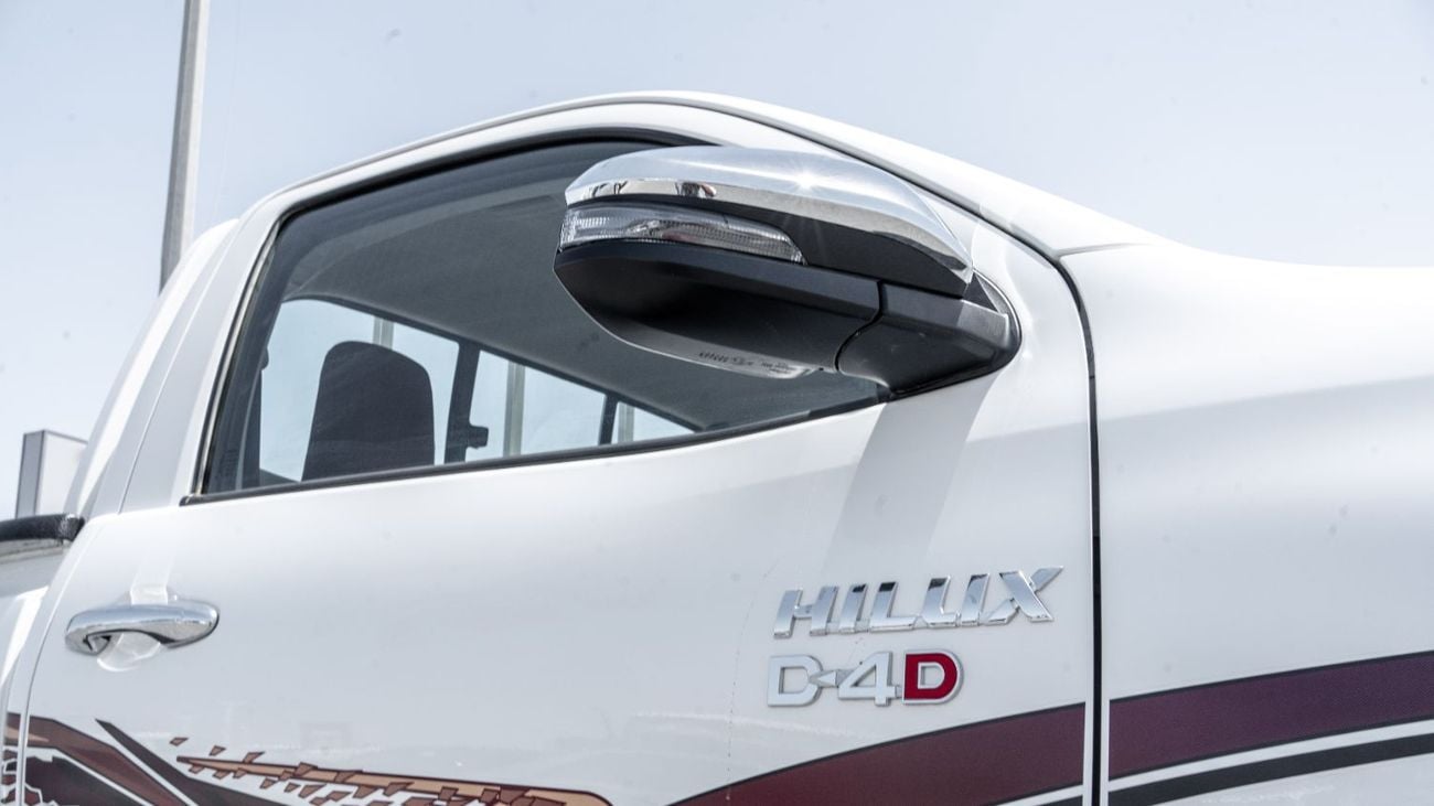 Toyota Hilux 2026 Toyota Hilux SC  GL2 2.8L AT Diesel (White-Red)