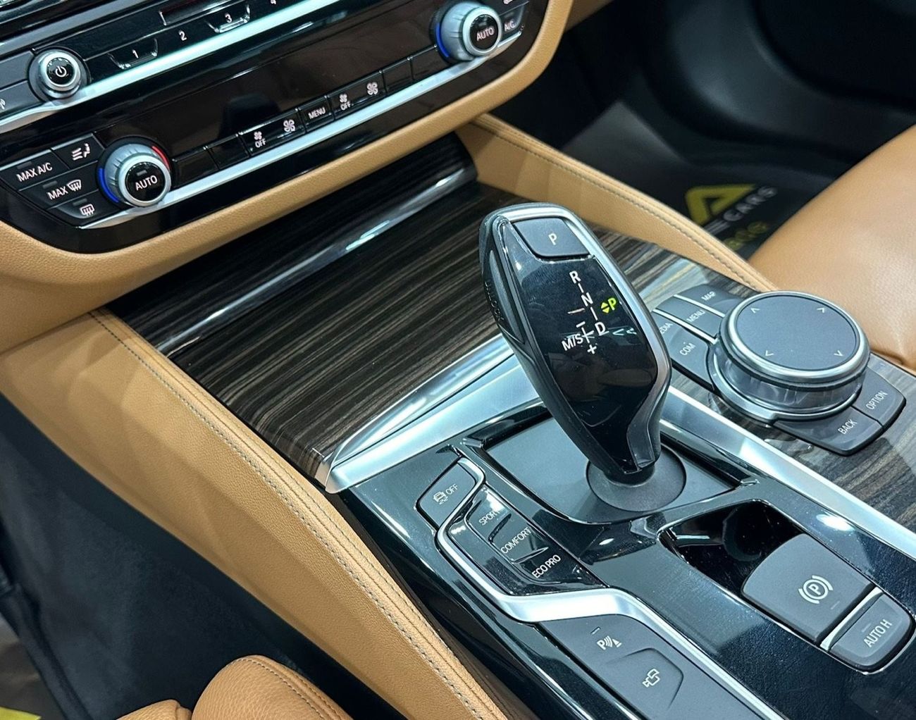 بي أم دبليو 530i Std