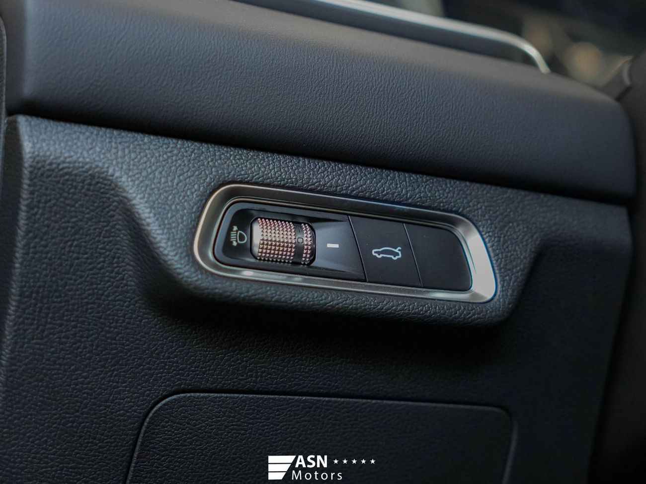 جيلي كول تري Chameleon Edition 1.5 Turbo 2025 (Export Price)