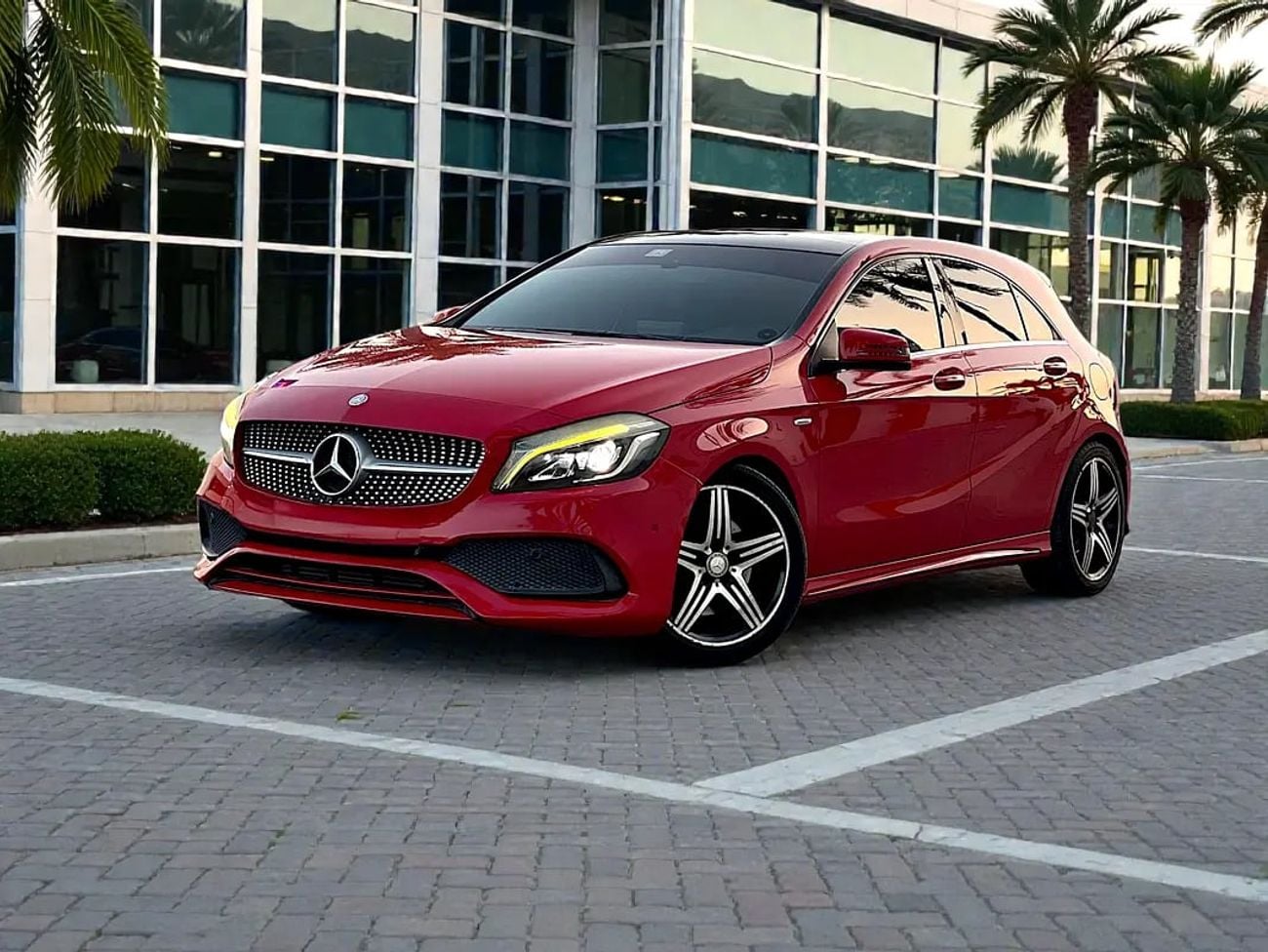 Mercedes-Benz A 250 1,404 P.M | | A250-SPORTS | GCC | 2.0L 4-CYLINDER | WELL MAINTAINED