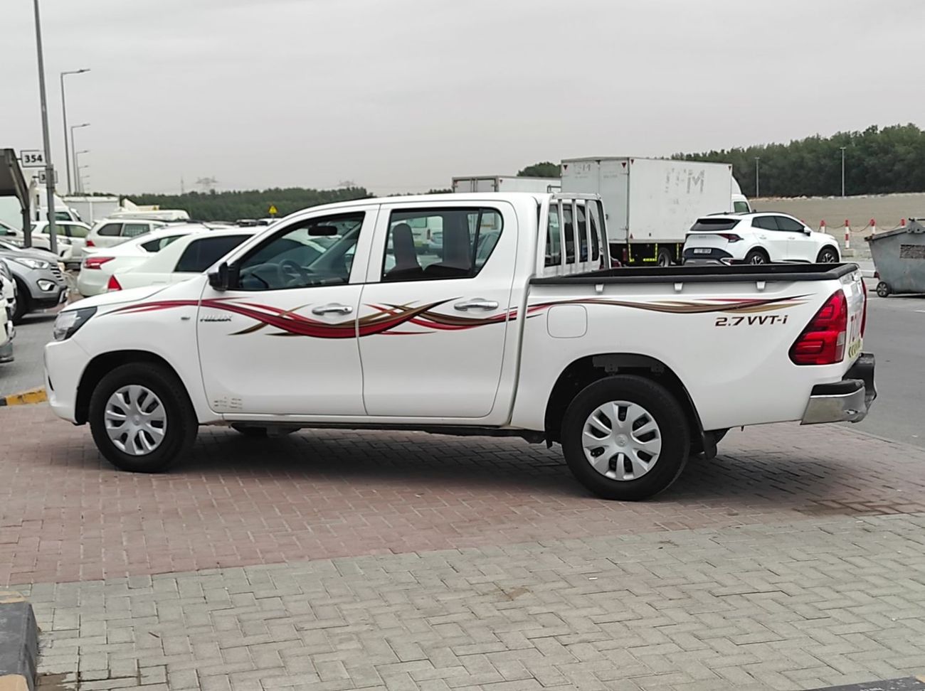 Toyota Hilux DLS 2.7L Toyota Hilux 2021 manual 4×2 petrol