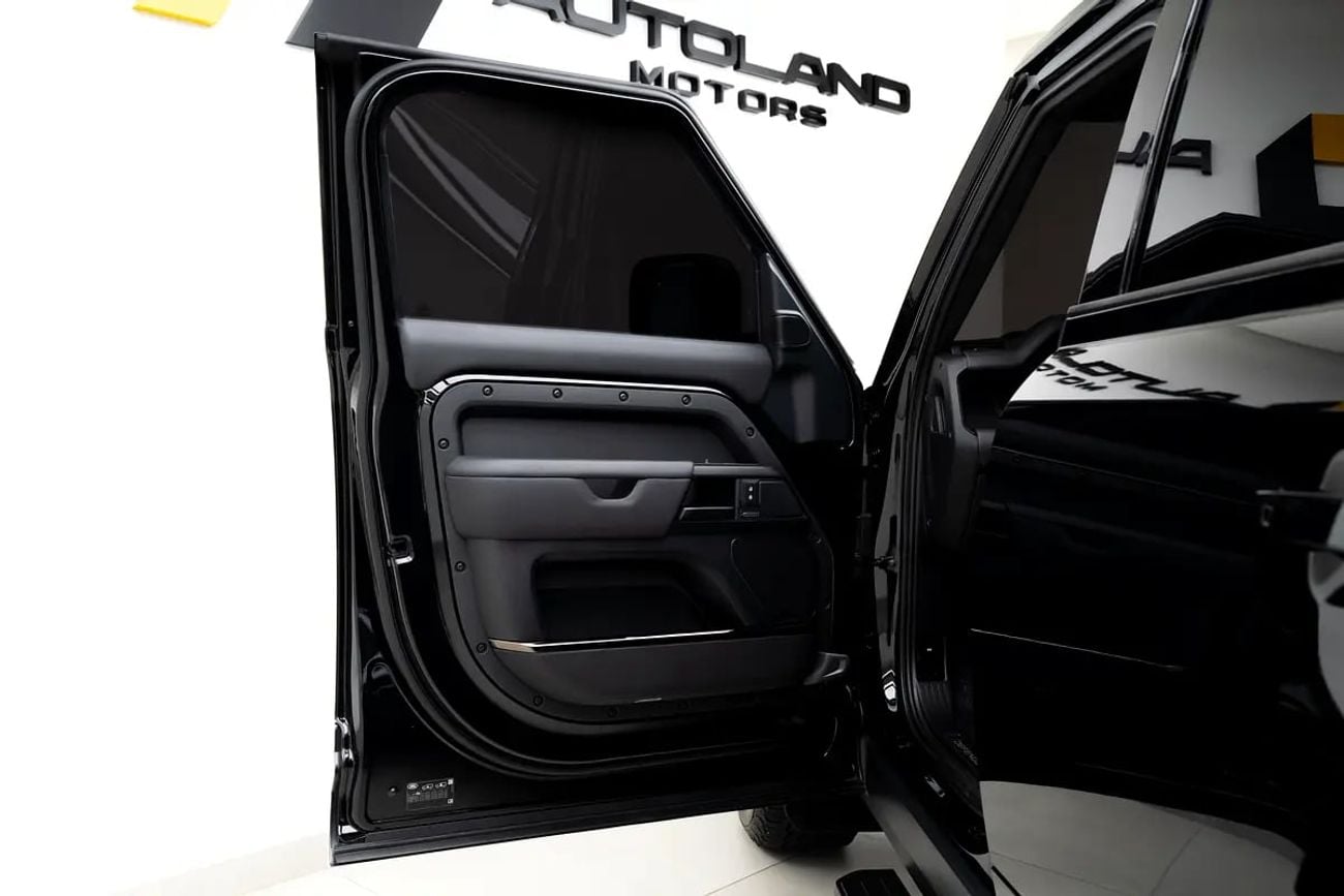 Land Rover Defender P635 OCTA BLACK EDITION | GCC DEALER WARRANTY & SERVICES