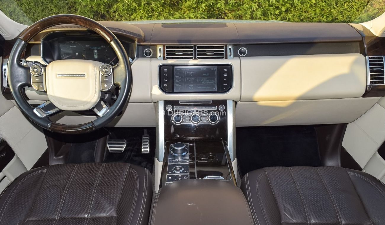 Land Rover Range Rover Range Rover Vogue SE Supercharged , 2013 Model , 132000 KM , Agency Paint