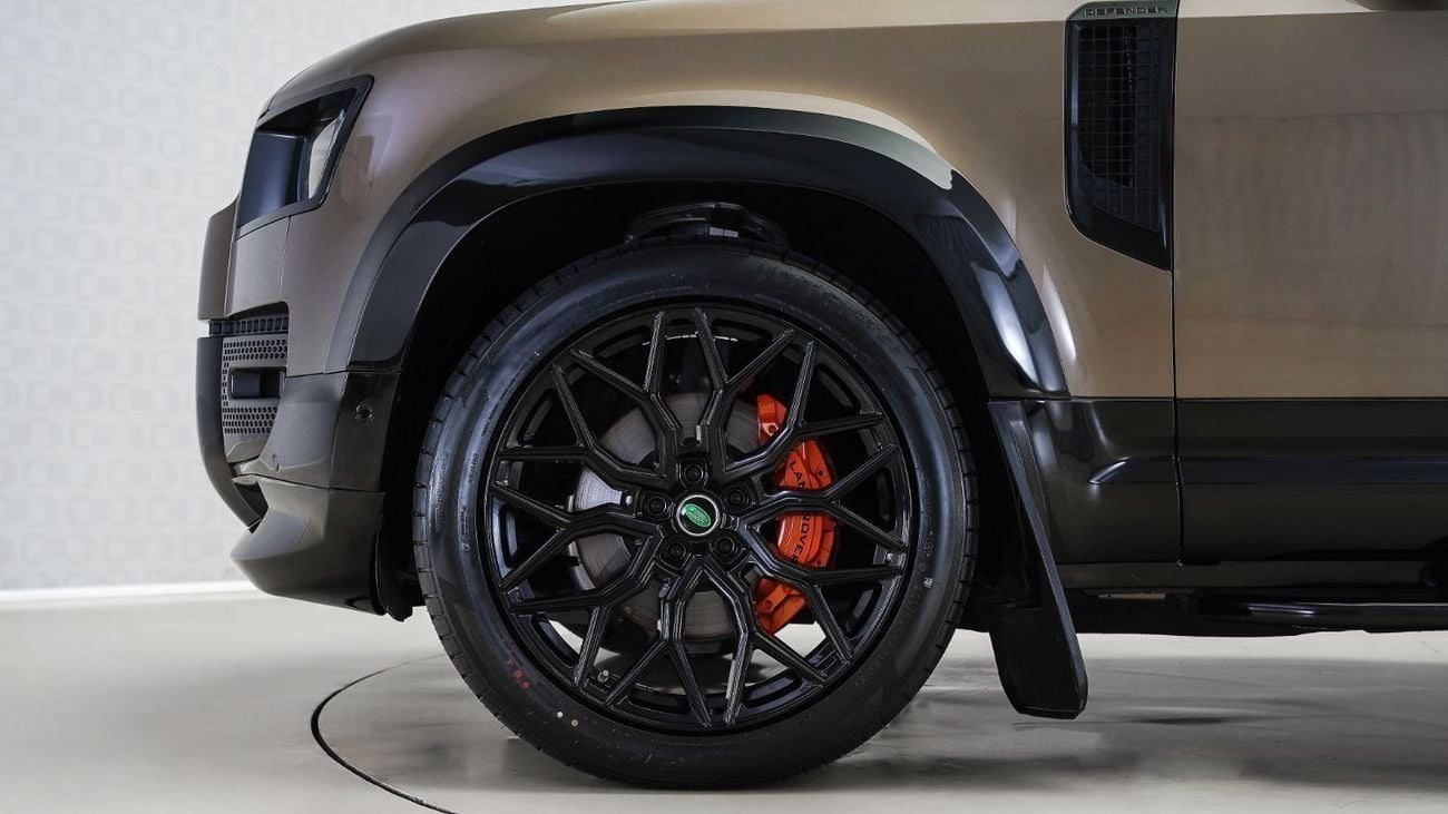 Land Rover Defender PRESTIGE P400 110 First Edition 3.0L (7 Seater) UAE's Very Best Example | 2 Years Free Servicing | A