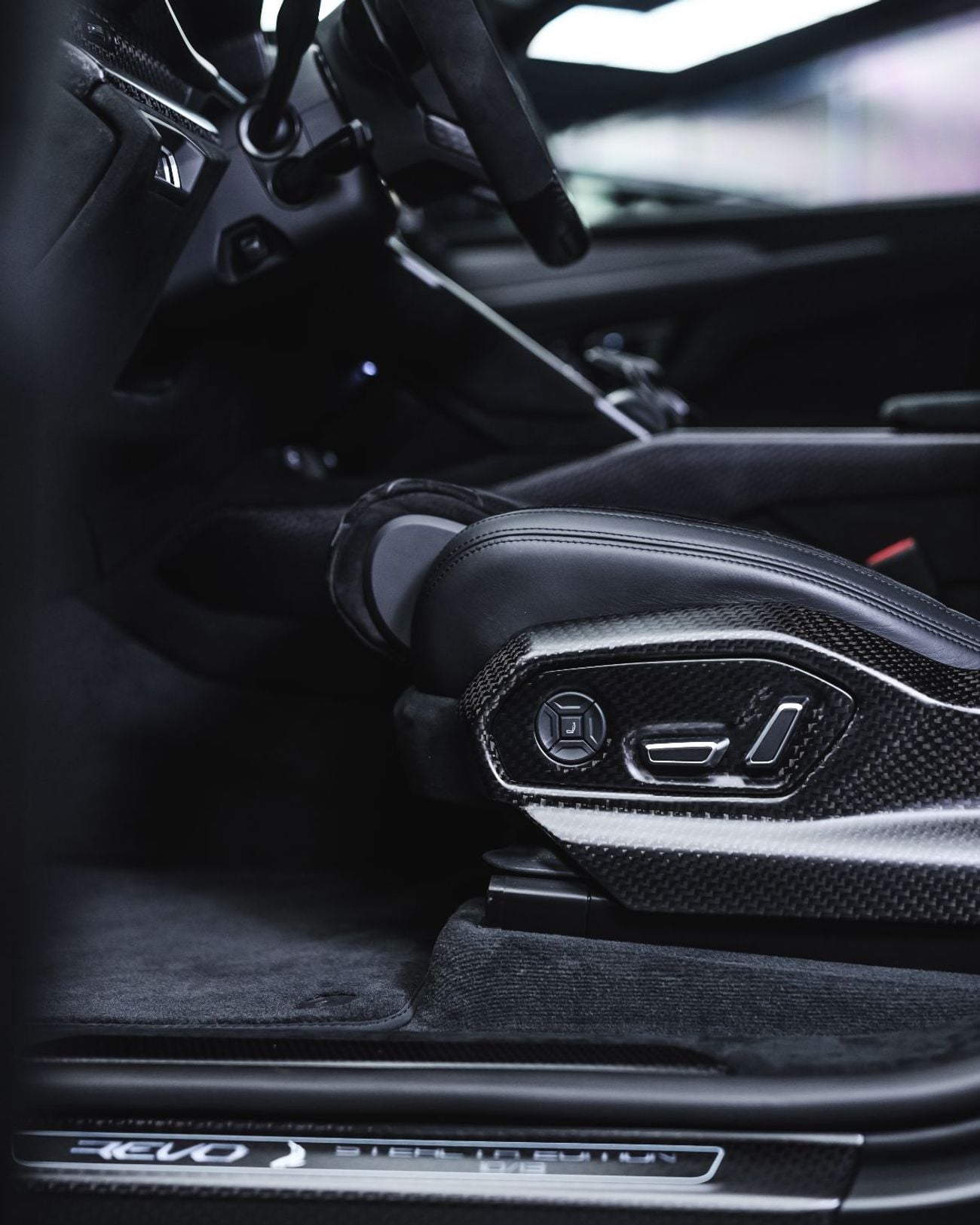 Lamborghini Urus 4.0T V8 Performante Lamborghini Urus Performante TopCar R’Evo Stealth Edition