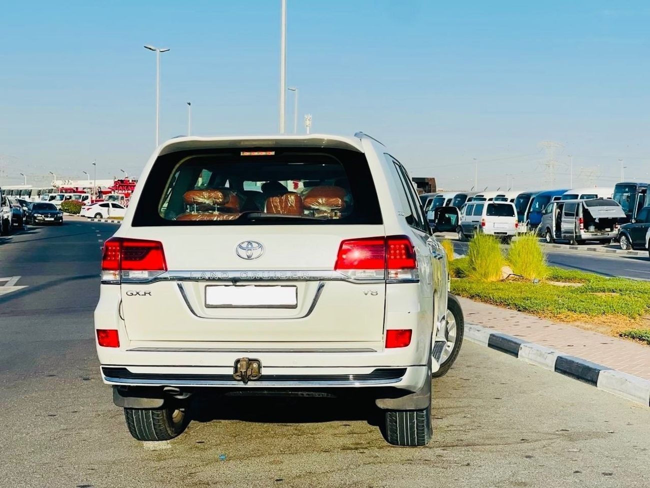 تويوتا لاند كروزر Toyota landcuriser GXR V8 2017 Full option