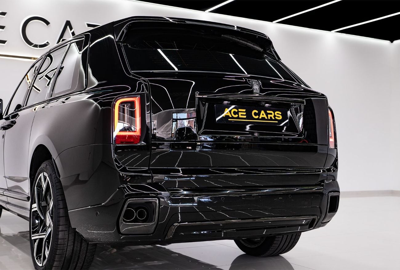 رولز رويس كولينان 2026 رولز رويس كولينان بلاك بادج سيريز II غوتشي