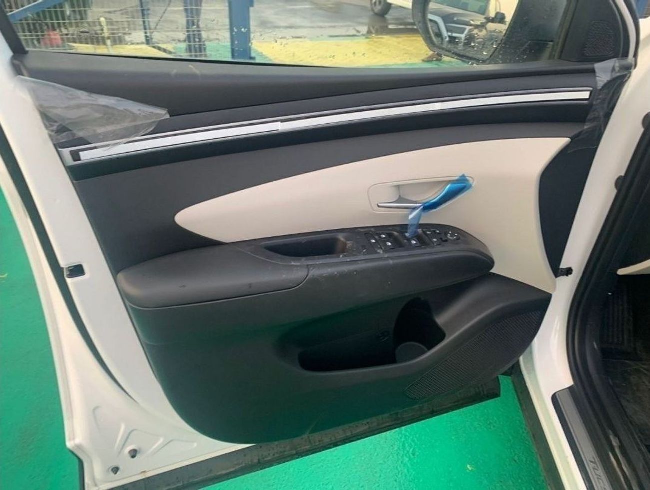 هيونداي توسون 1.6L Petrol, SUV, FWD, 5 Doors, Cruise Control, Panoramic Roof, Front Electric Seats all colors avai