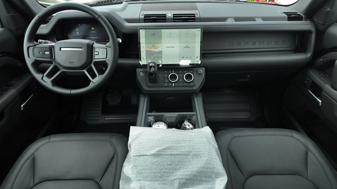 Land Rover Defender LAND ROVER DEFENDER 110 P400 X-DYNAMIC 2026