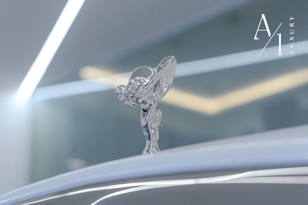 Rolls-Royce Cullinan 2025 Rolls Royce Cullinan V12, Like Brand New, Delivery kms, Fully Loaded, Japanese Spec