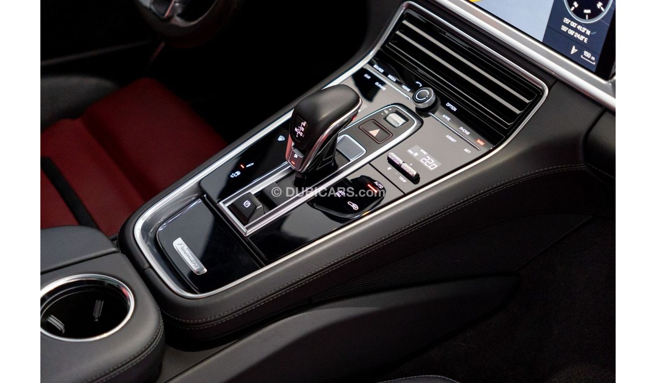 Porsche Panamera Std 2019 Porsche Panamera / Sport Chrono Package / Full Porsche Service History & Porsche Warranty