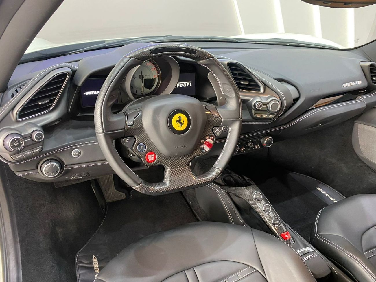 Ferrari 488 FERRARI 488 GTB | V8