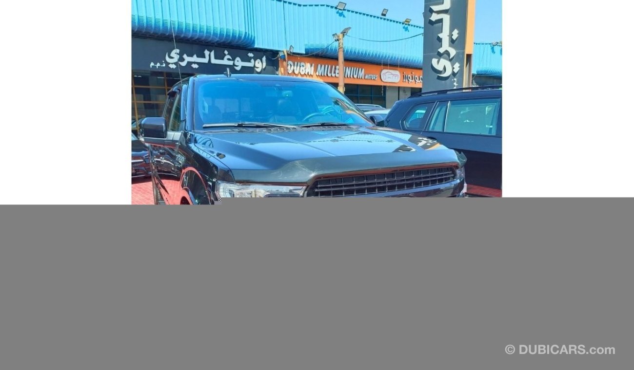 فورد F 150 لاريات