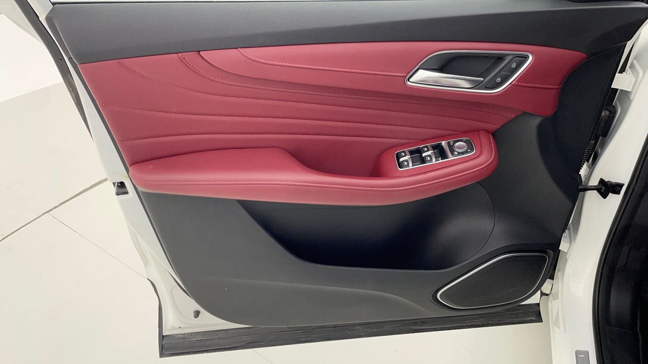 أم جي HS LUXURY TROPHY 2 | بدون دفعة مقدمة | اختبار القيادة في المنزل