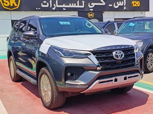 Toyota Fortuner 2.8L DIESEL, TOP MODEL, LEATHER & POWER SEATS,  (CODE # 67774)