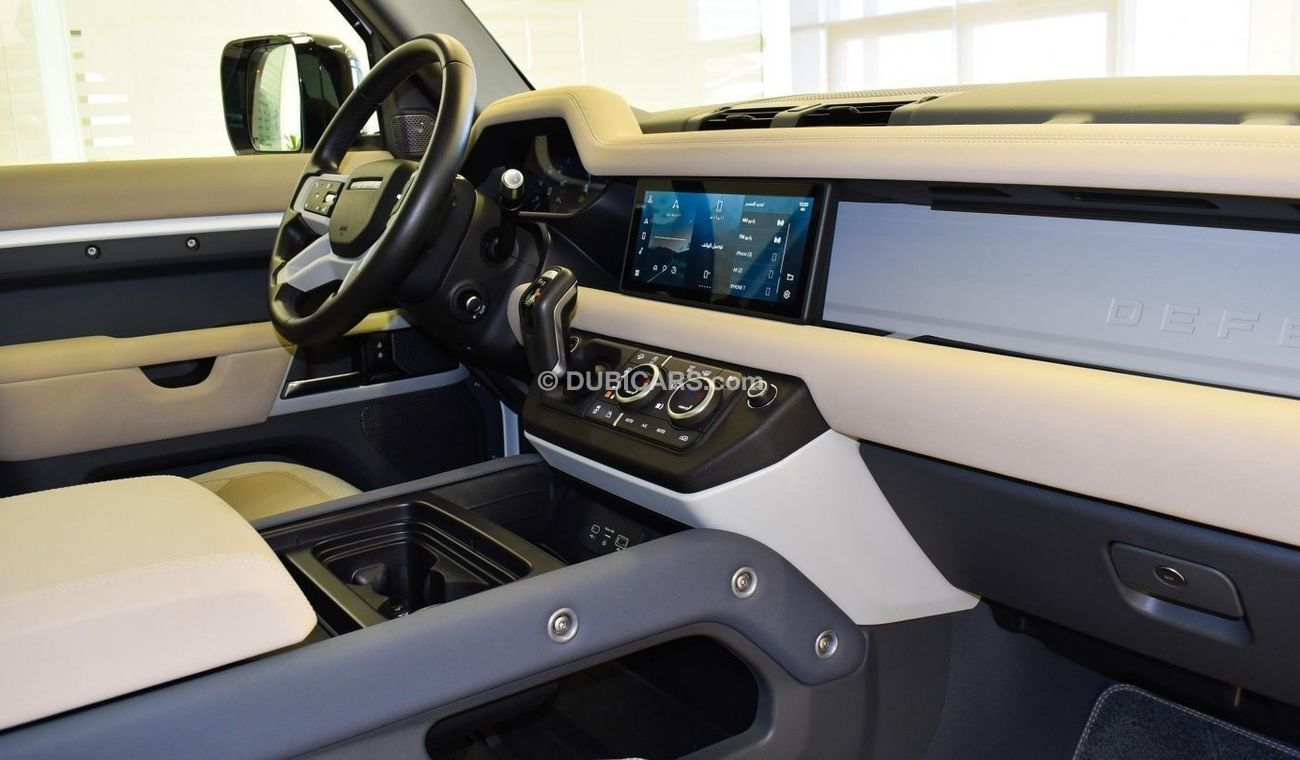 Land Rover Defender Launch Edition