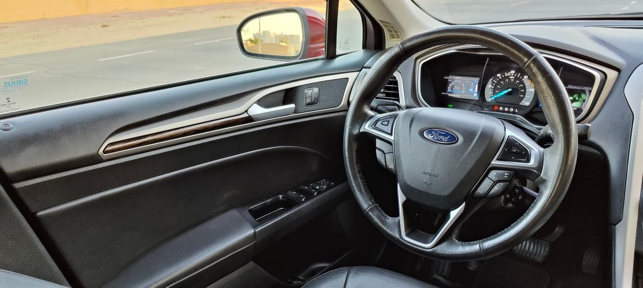 Ford Focus Fusion Plug-In Hybrid