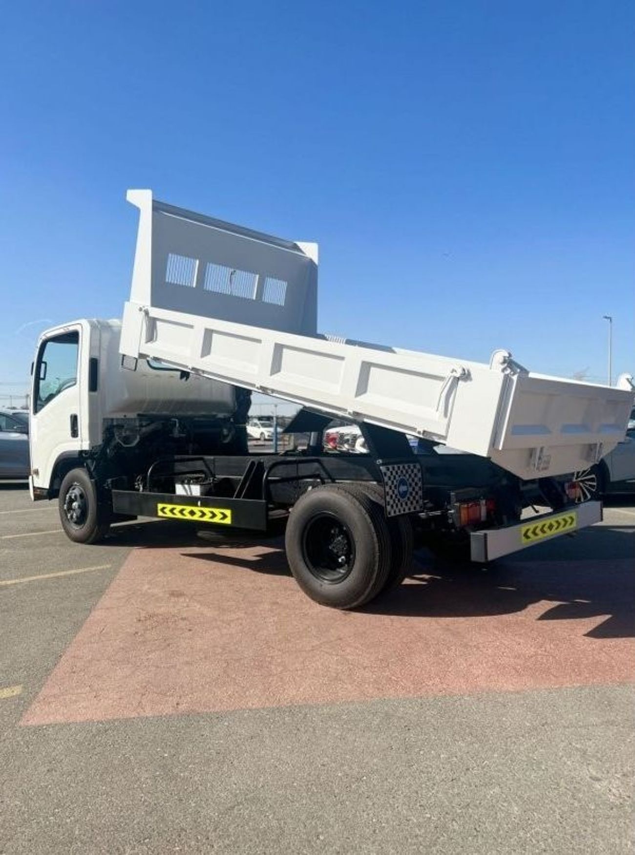 إيسوزو NPR Isuzu Npr Dumper, Model 2022