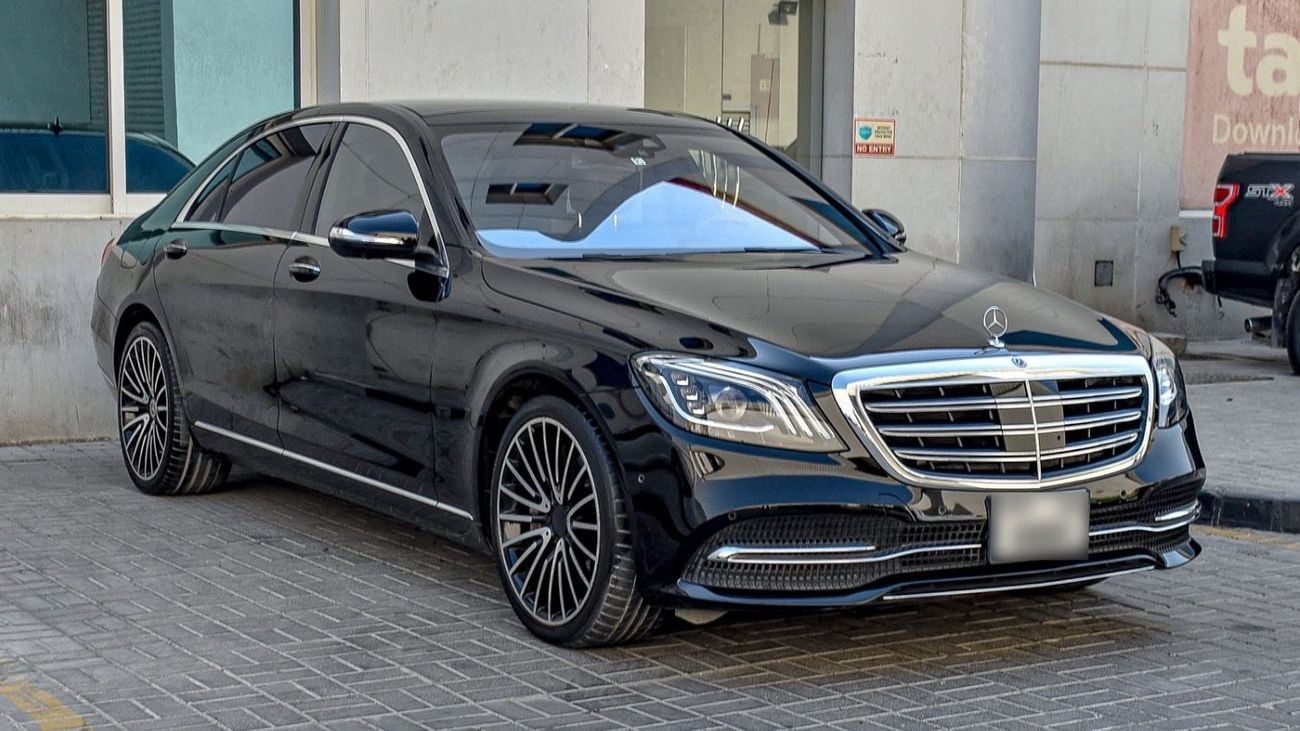 مرسيدس بنز S 560 Std 4.0L (463 HP)